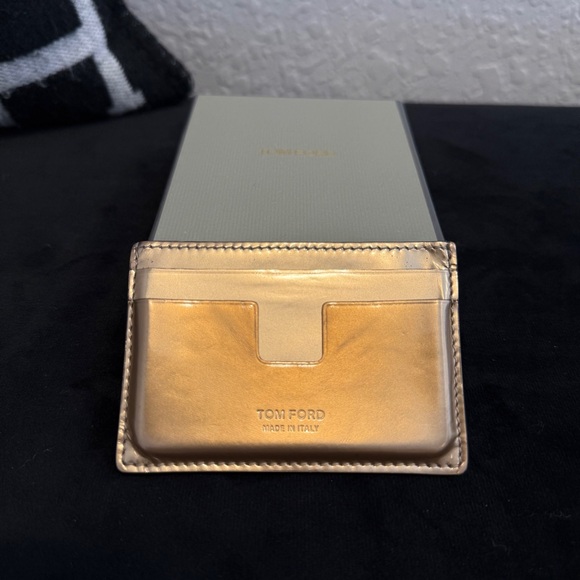 Tom Ford Metallic Gold Patent Leather Cardholder Unisex - Picture 1 of 13